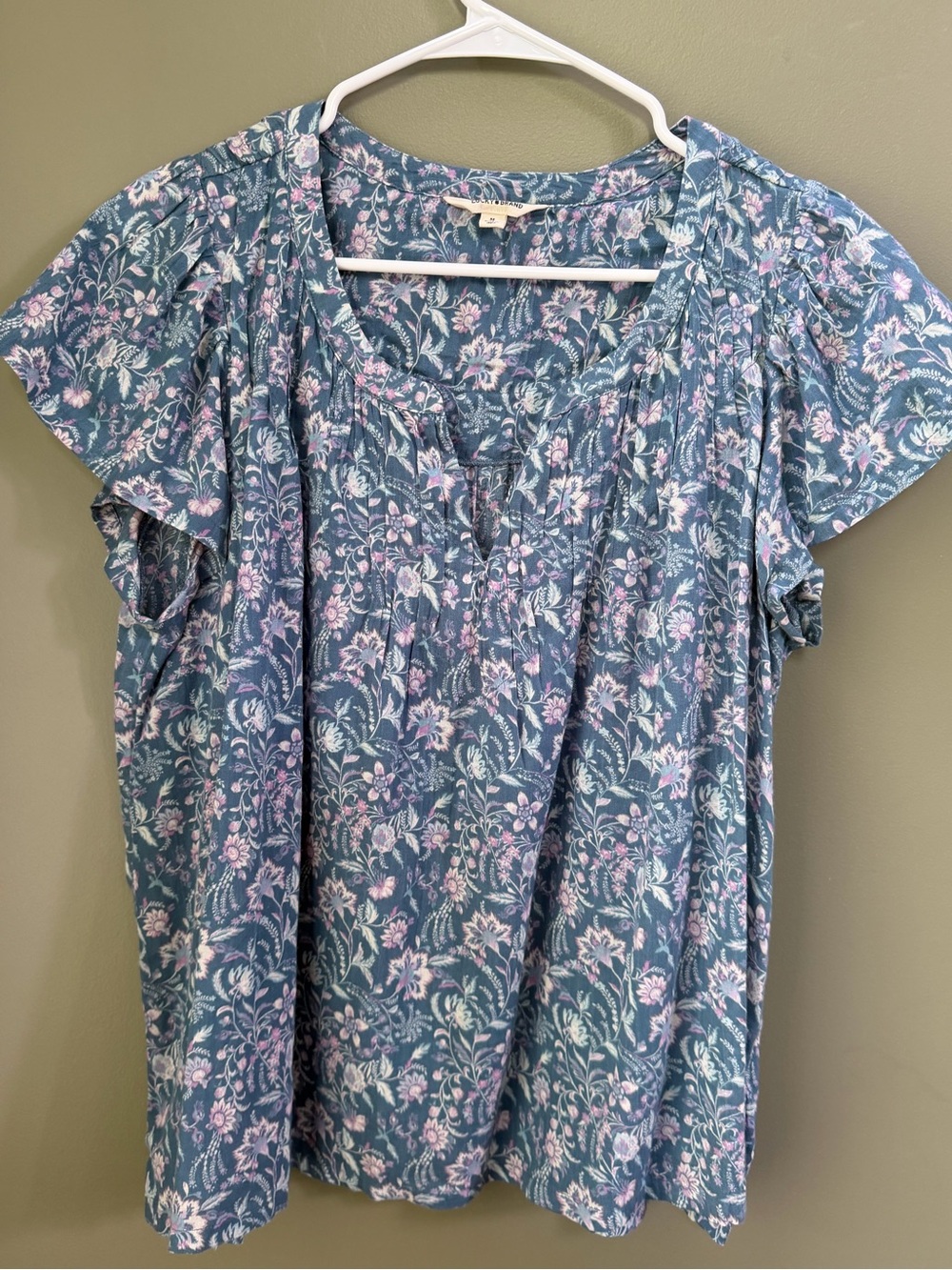 Lucky Brand Blue Floral Short-Sleeve Top Like New sz Medium